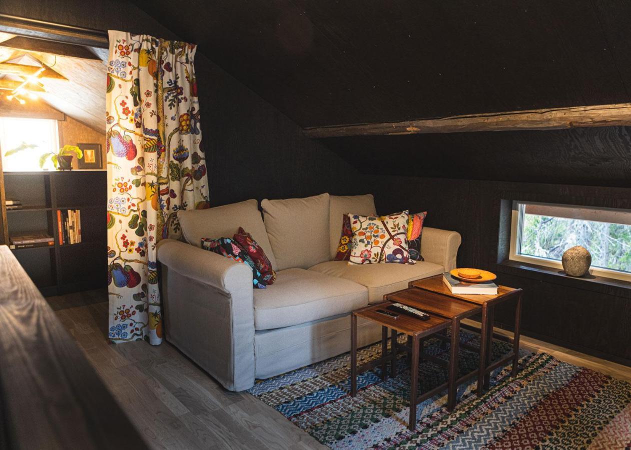 Lilla Dalbo "Adults Only, Djurfritt", Ulvoen Hoega Kusten Ulvöhamn Esterno foto